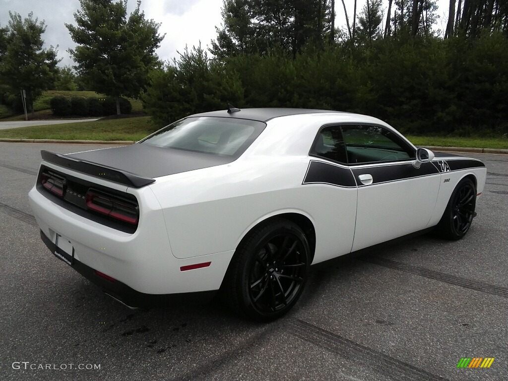 2017 Challenger T/A 392 - White Knuckle / Black photo #6