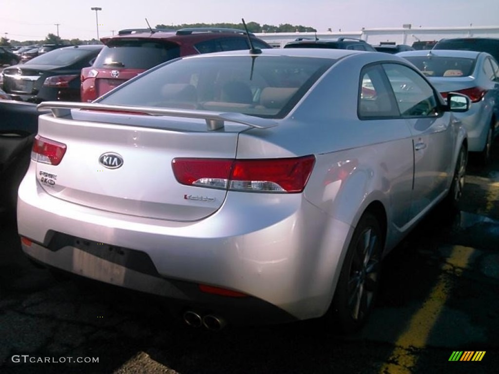 2012 Forte Koup SX - Bright Silver / Black photo #2