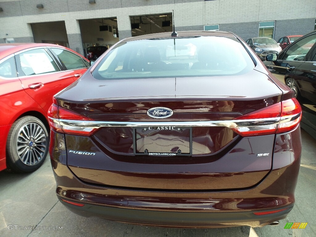 2017 Fusion SE - Burgundy Velvet / Ebony photo #4