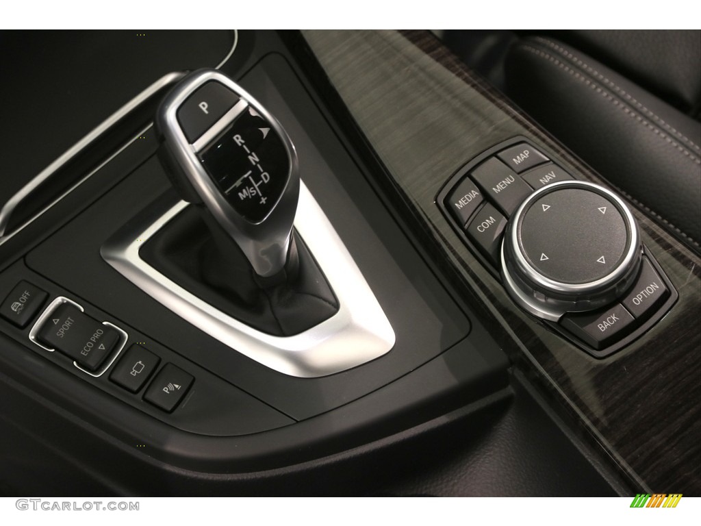 2017 3 Series 330i xDrive Gran Turismo - Black Sapphire Metallic / Black photo #12