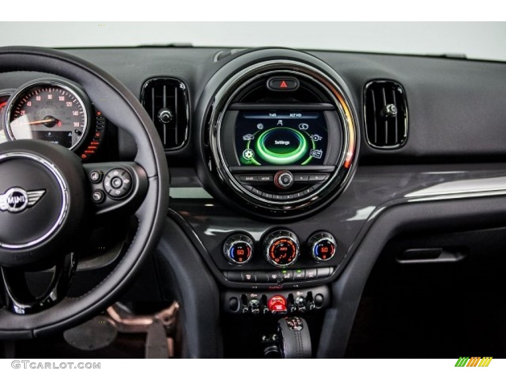 2017 Countryman Cooper - British Racing Green II Metallic / Carbon Black photo #6