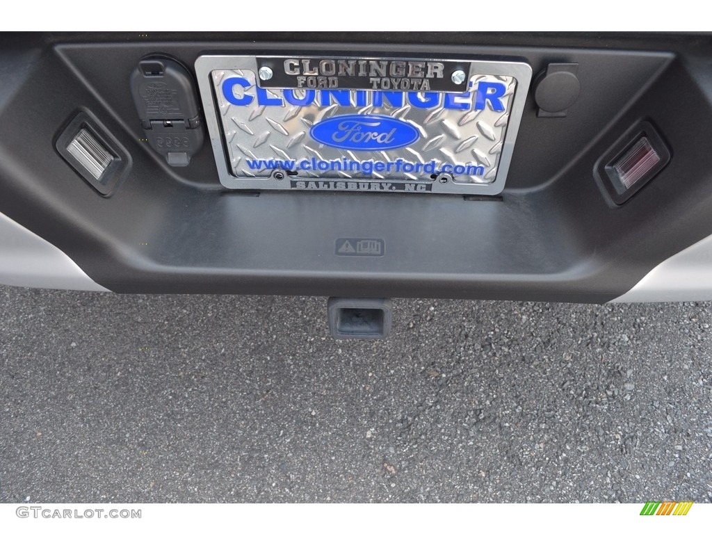2017 F150 XL SuperCrew - Ingot Silver / Earth Gray photo #5
