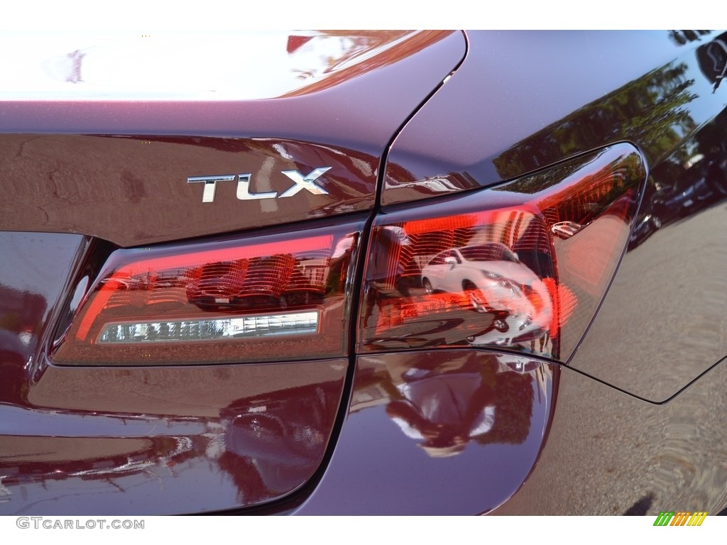 2015 TLX 2.4 - Basque Red Pearl II / Parchment photo #24
