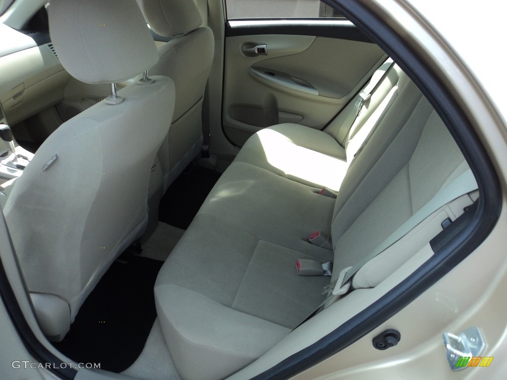 2012 Corolla LE - Sandy Beach Metallic / Bisque photo #8