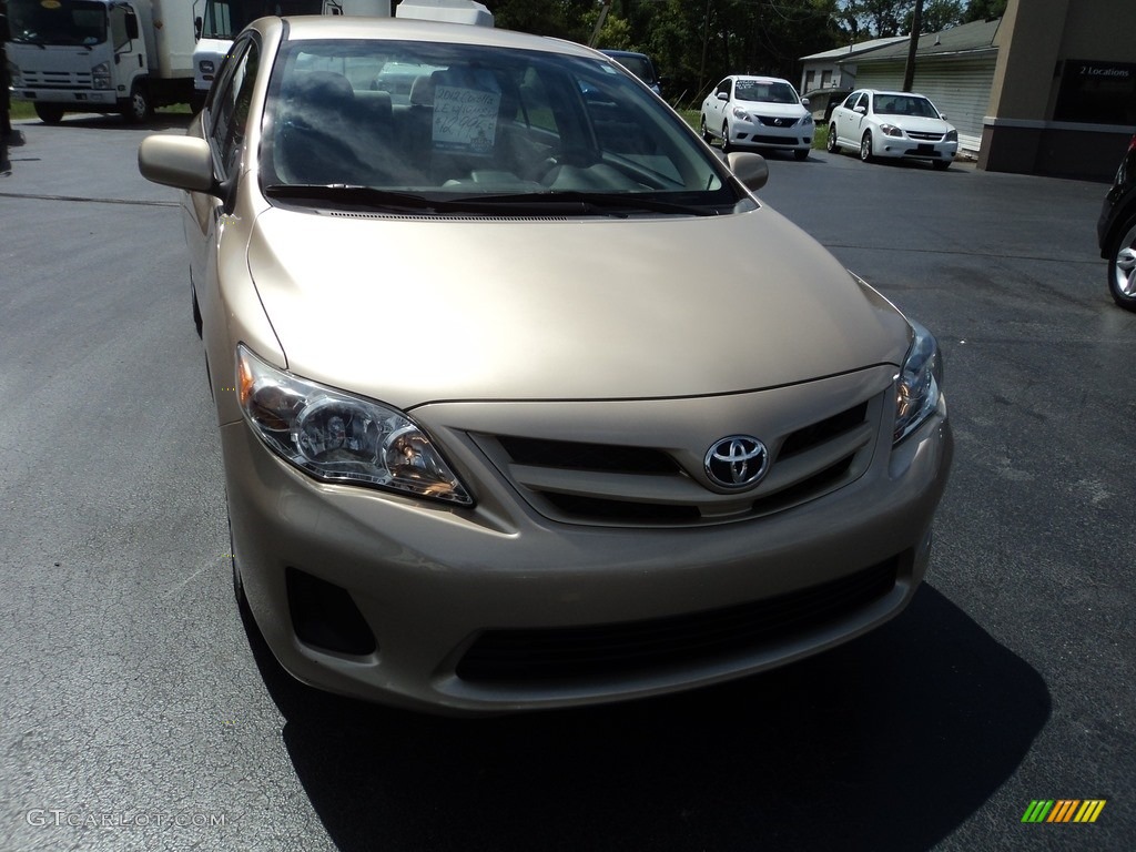 2012 Corolla LE - Sandy Beach Metallic / Bisque photo #20
