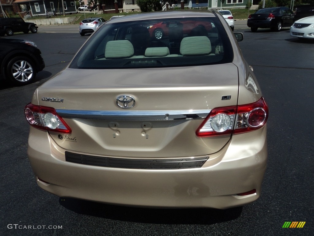 2012 Corolla LE - Sandy Beach Metallic / Bisque photo #21