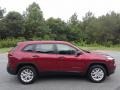 Deep Cherry Red Crystal Pearl - Cherokee Sport 4x4 Photo No. 5