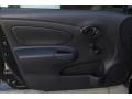 Super Black - Versa 1.6 S Sedan Photo No. 19