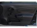 Super Black - Versa 1.6 S Sedan Photo No. 22