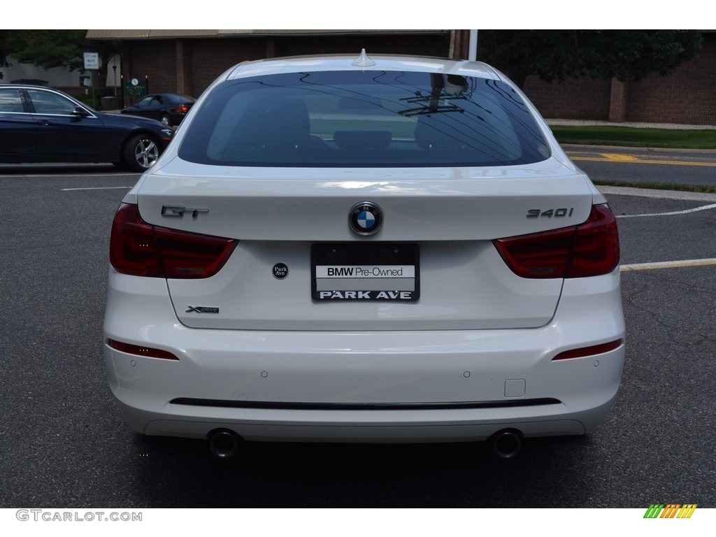 2017 3 Series 340i xDrive Gran Turismo - Alpine White / Black photo #4