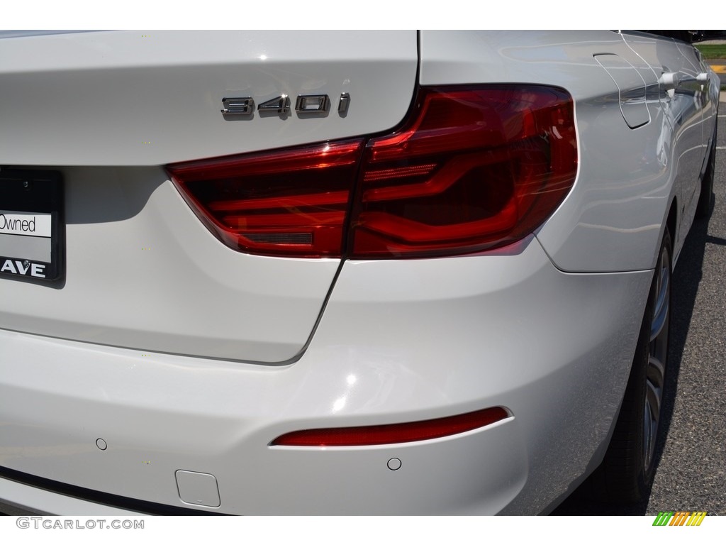 2017 3 Series 340i xDrive Gran Turismo - Alpine White / Black photo #22