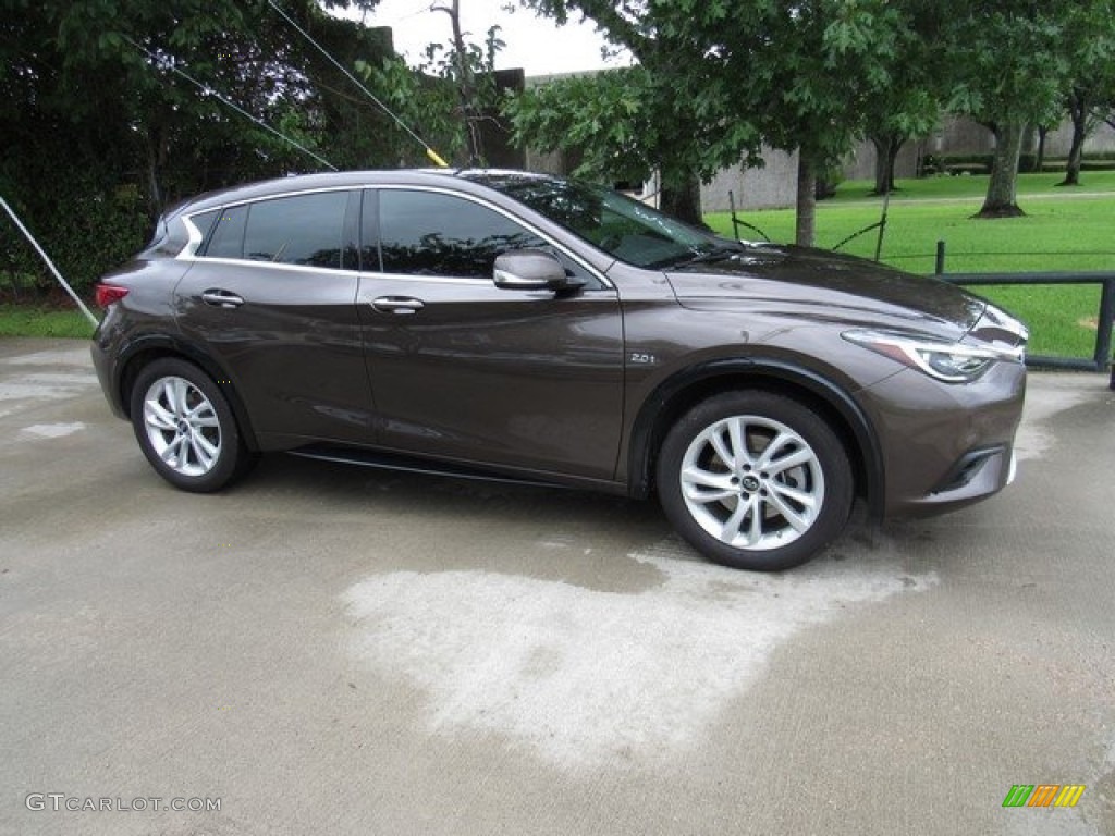 2017 QX30  - Chestnut Bronze / Graphite photo #1