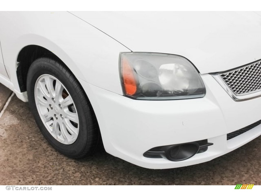 2011 Galant FE - White Pearl / Gray Sport photo #10