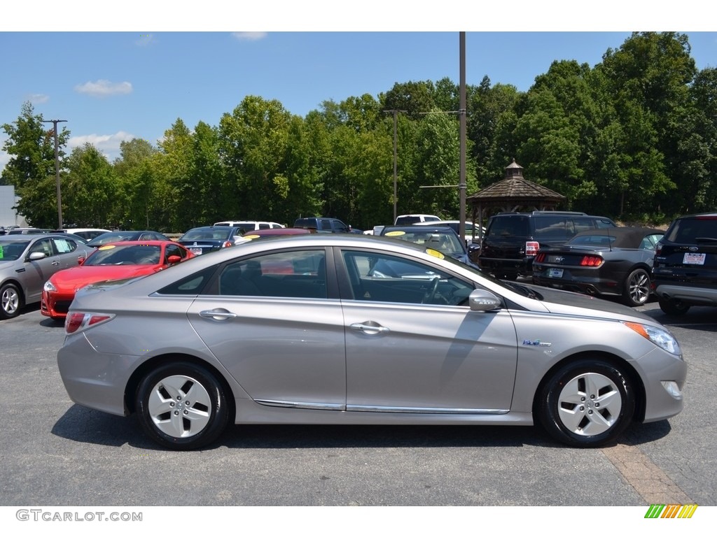 2012 Sonata Hybrid - Silver Frost Metallic / Gray photo #2