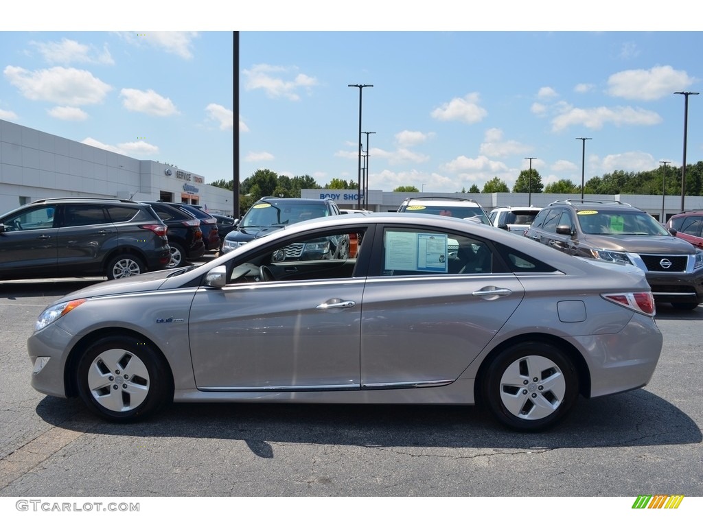 2012 Sonata Hybrid - Silver Frost Metallic / Gray photo #5