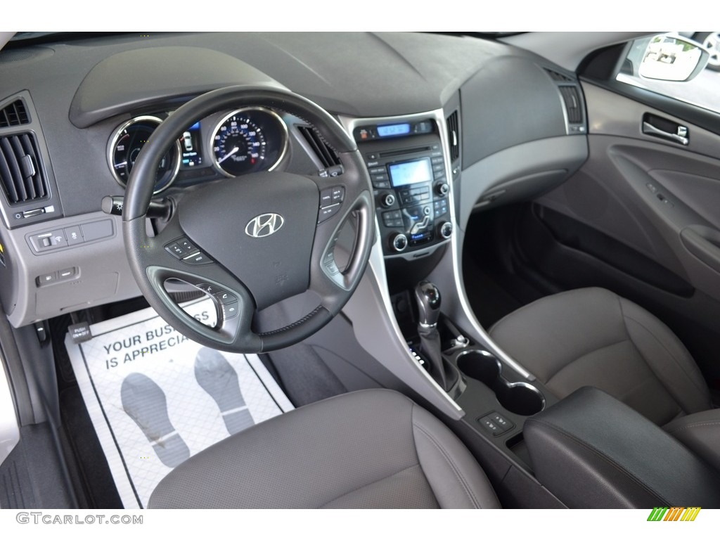 2012 Sonata Hybrid - Silver Frost Metallic / Gray photo #10