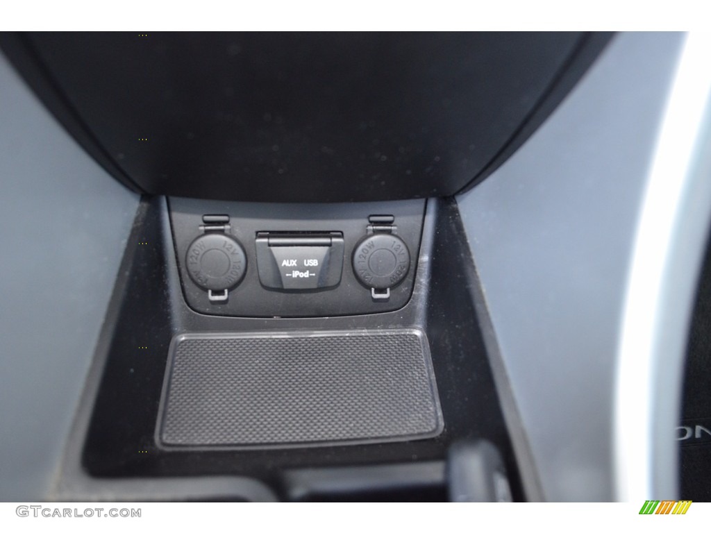 2012 Sonata Hybrid - Silver Frost Metallic / Gray photo #17