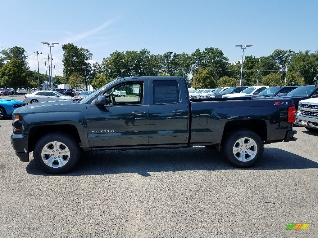 Graphite Metallic 2018 Chevrolet Silverado 1500 LT Double Cab 4x4 Exterior Photo #122135045