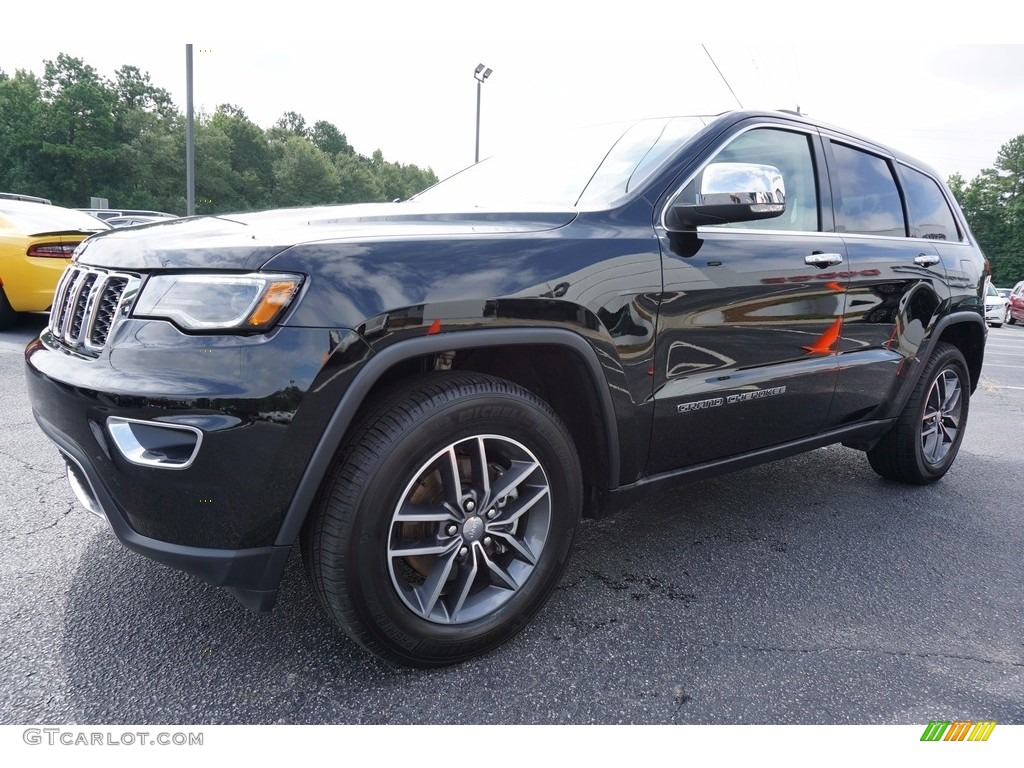 2017 Grand Cherokee Limited - Diamond Black Crystal Pearl / Black/Light Frost Beige photo #3