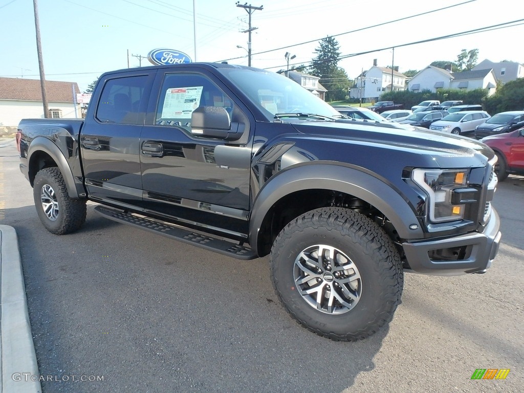 Shadow Black 2018 Ford F150 SVT Raptor SuperCrew 4x4 Exterior Photo #122136515