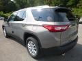 Pepperdust Metallic - Traverse LT AWD Photo No. 3