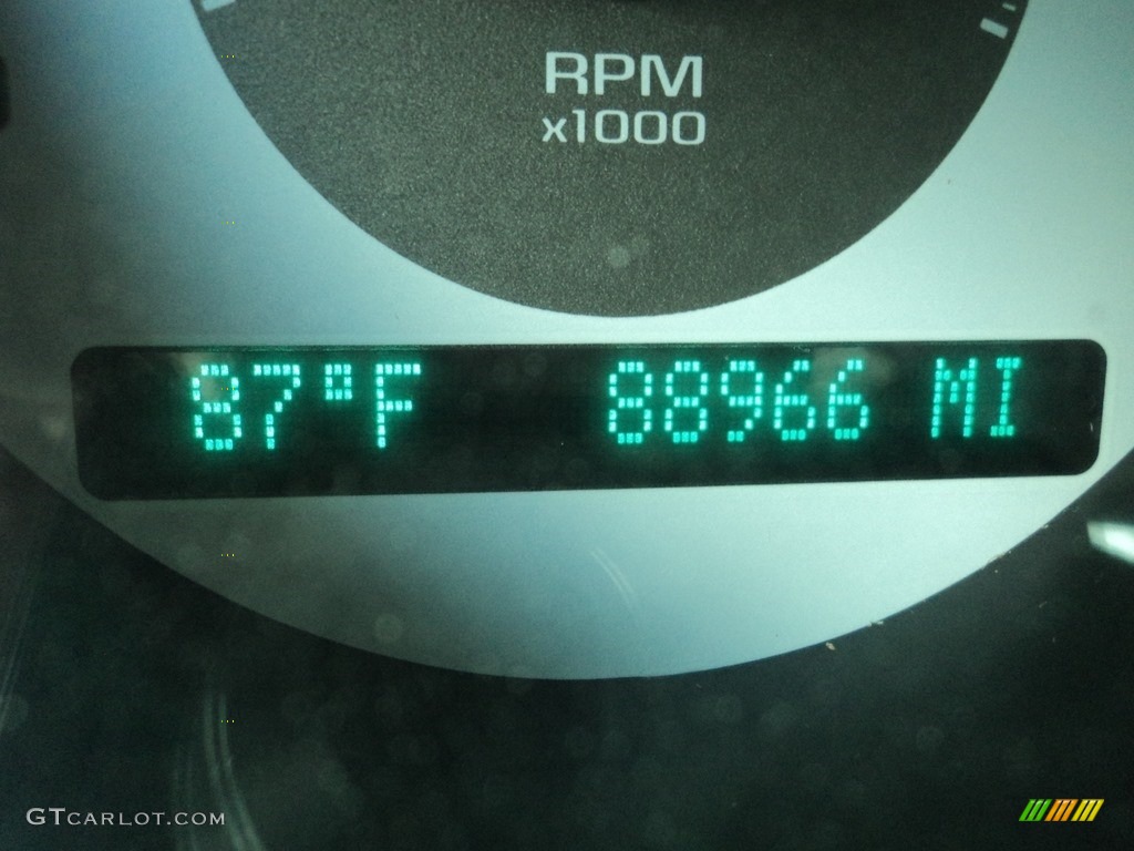 2010 Cobalt LT Sedan - Summit White / Ebony photo #12