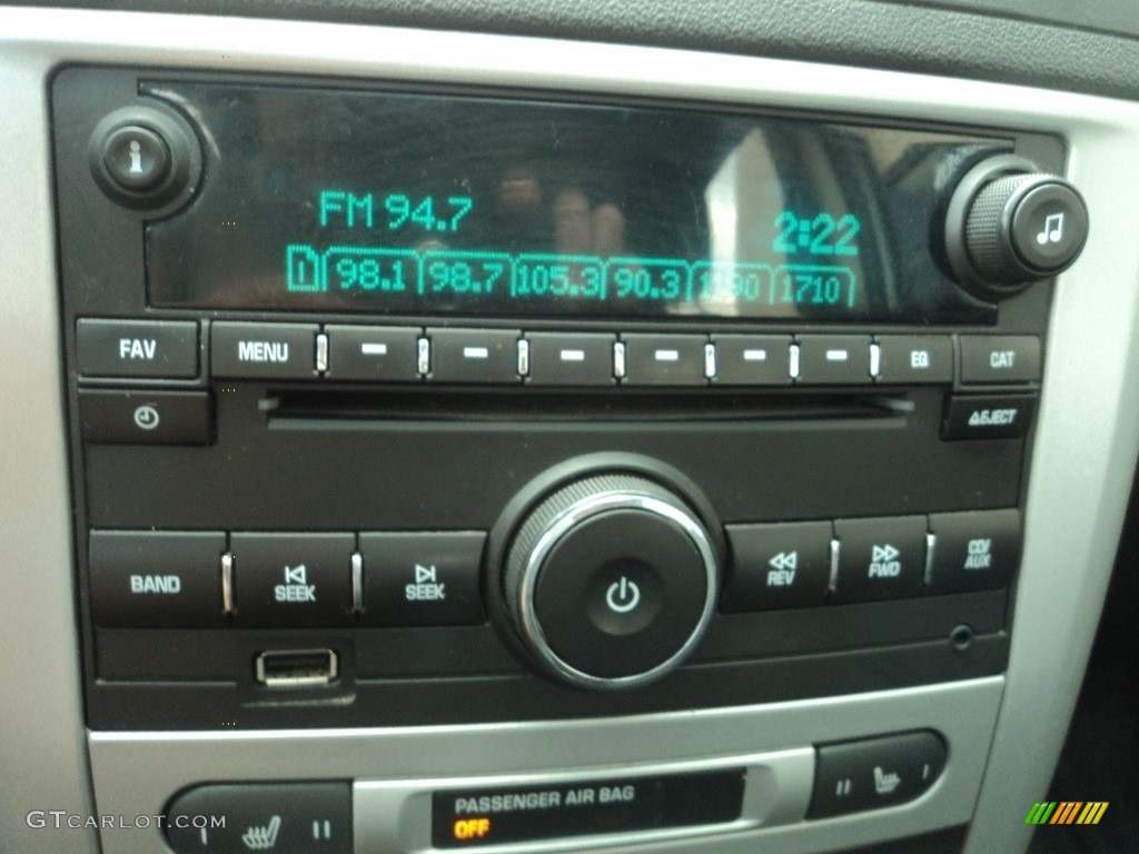 2010 Cobalt LT Sedan - Summit White / Ebony photo #15