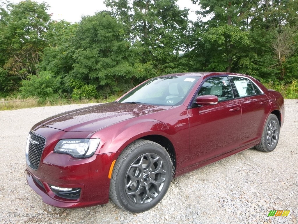 Velvet Red Pearl Chrysler 300