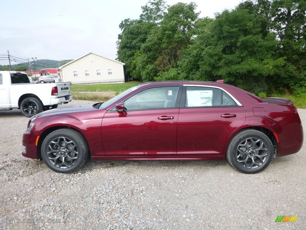 2018 300 S AWD - Velvet Red Pearl / Black/Smoke photo #2