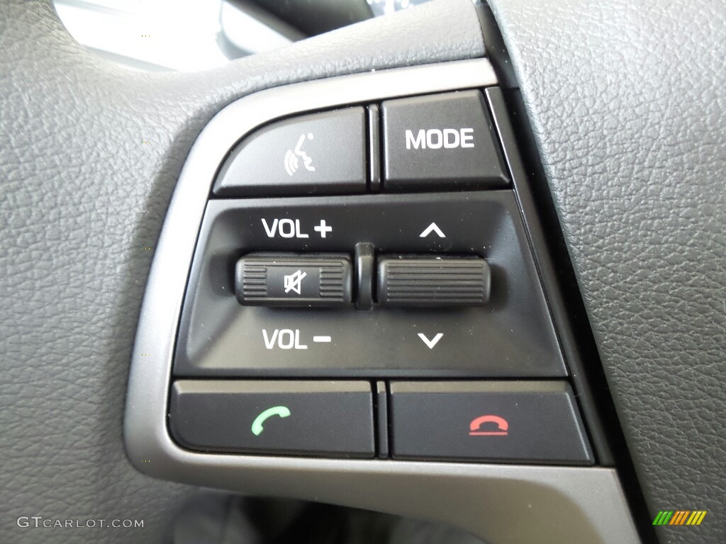 2018 Hyundai Elantra SEL Controls Photo #122158396