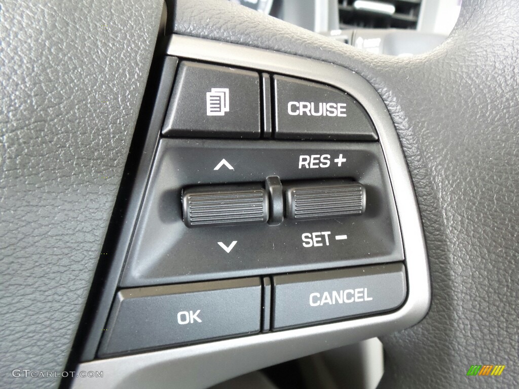 2018 Hyundai Elantra SEL Controls Photo #122158454