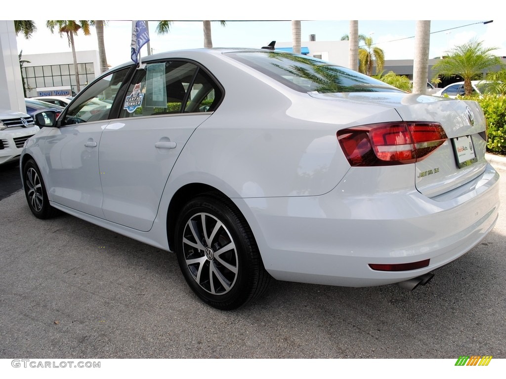 2017 Jetta SE - White Silver / Titan Black photo #7