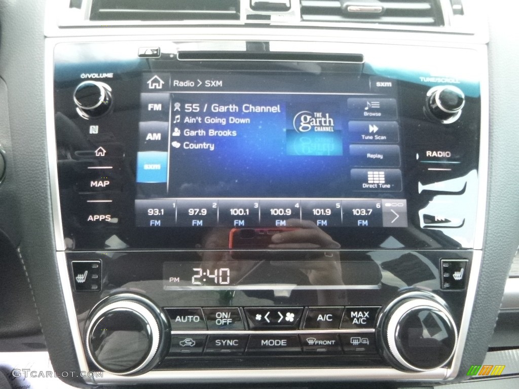2018 Subaru Outback 3.6R Touring Controls Photo #122168573