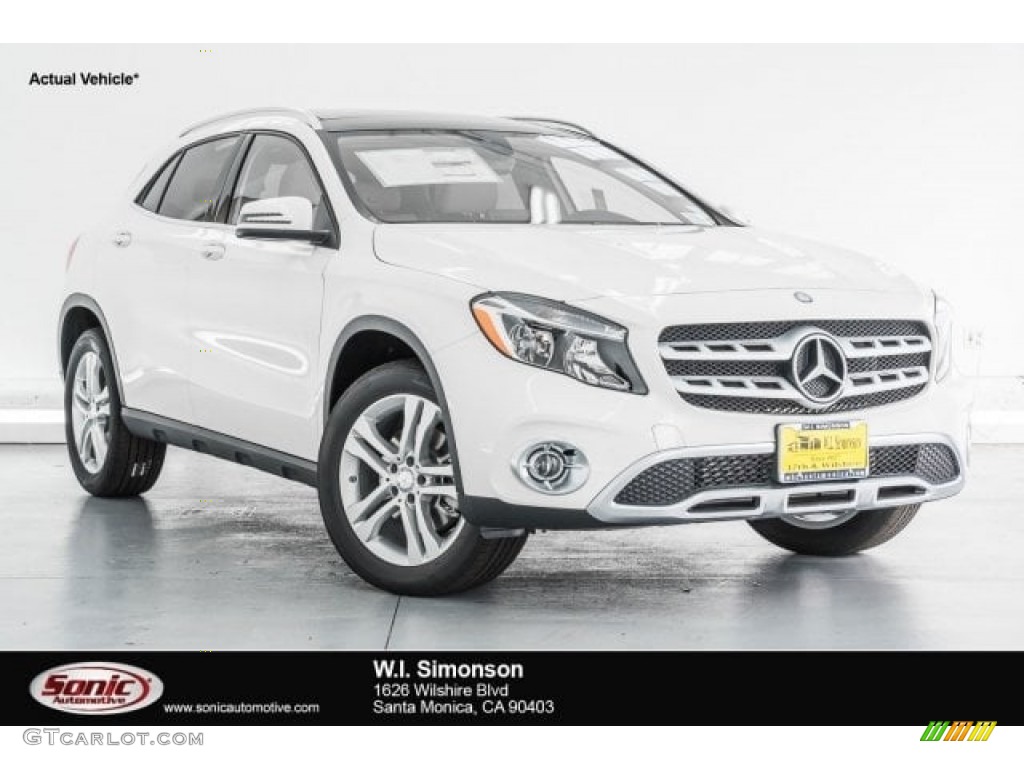 Cirrus White Mercedes-Benz GLA