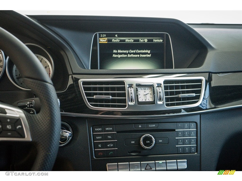 2016 E 350 4Matic Wagon - Polar White / Black photo #7