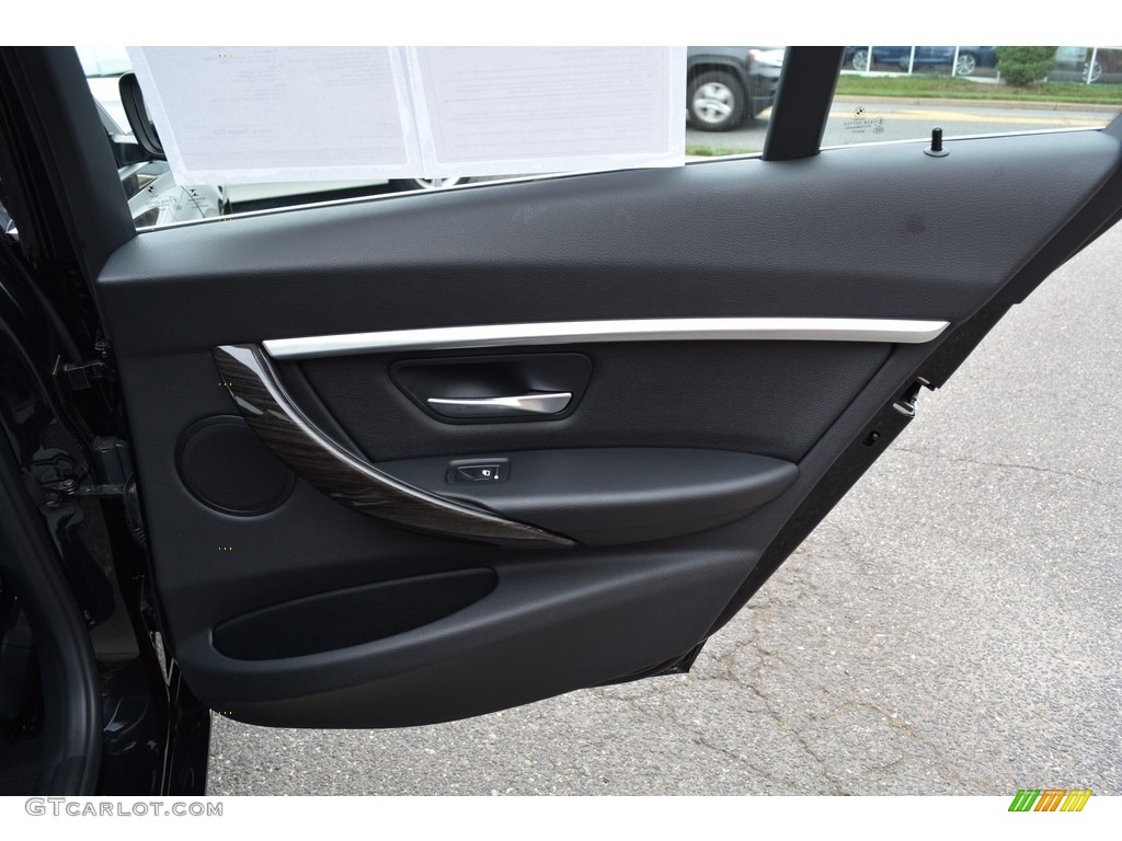 2017 3 Series 330i xDrive Sedan - Black Sapphire Metallic / Black photo #24