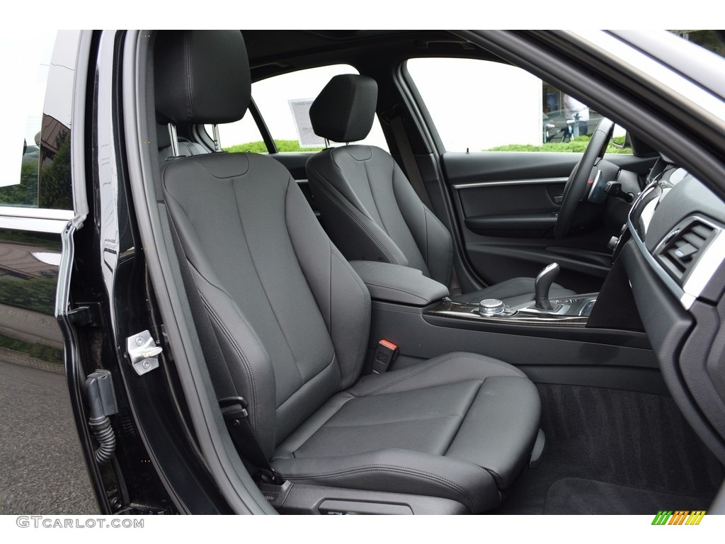 2017 3 Series 330i xDrive Sedan - Black Sapphire Metallic / Black photo #29