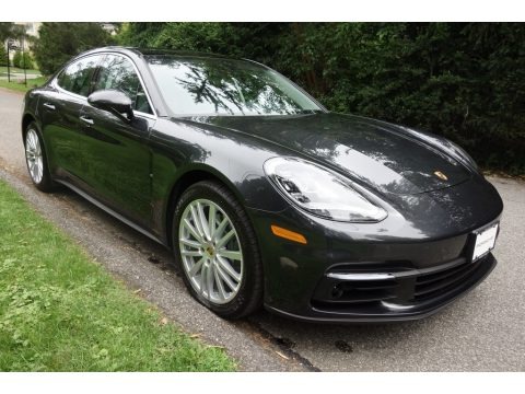 2017 Porsche Panamera