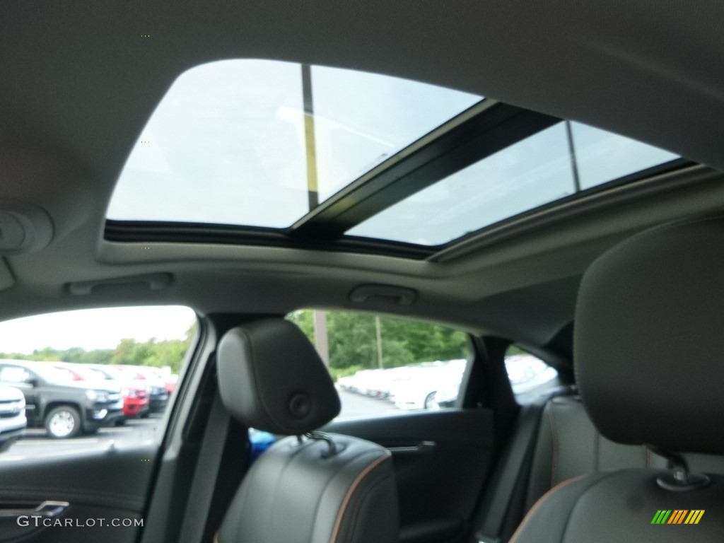 2018 Impala Premier - Iridescent Pearl Tricoat / Jet Black photo #16