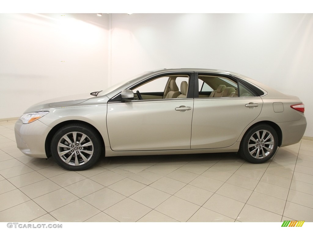Creme Brulee Mica 2015 Toyota Camry XLE V6 Exterior Photo #122199594