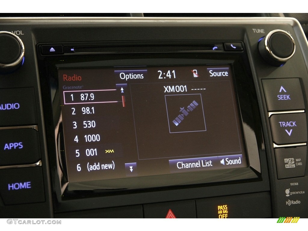 2015 Toyota Camry XLE V6 Audio System Photo #122199903