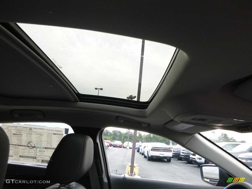 2018 Impala Premier - Mosaic Black Metallic / Jet Black photo #13