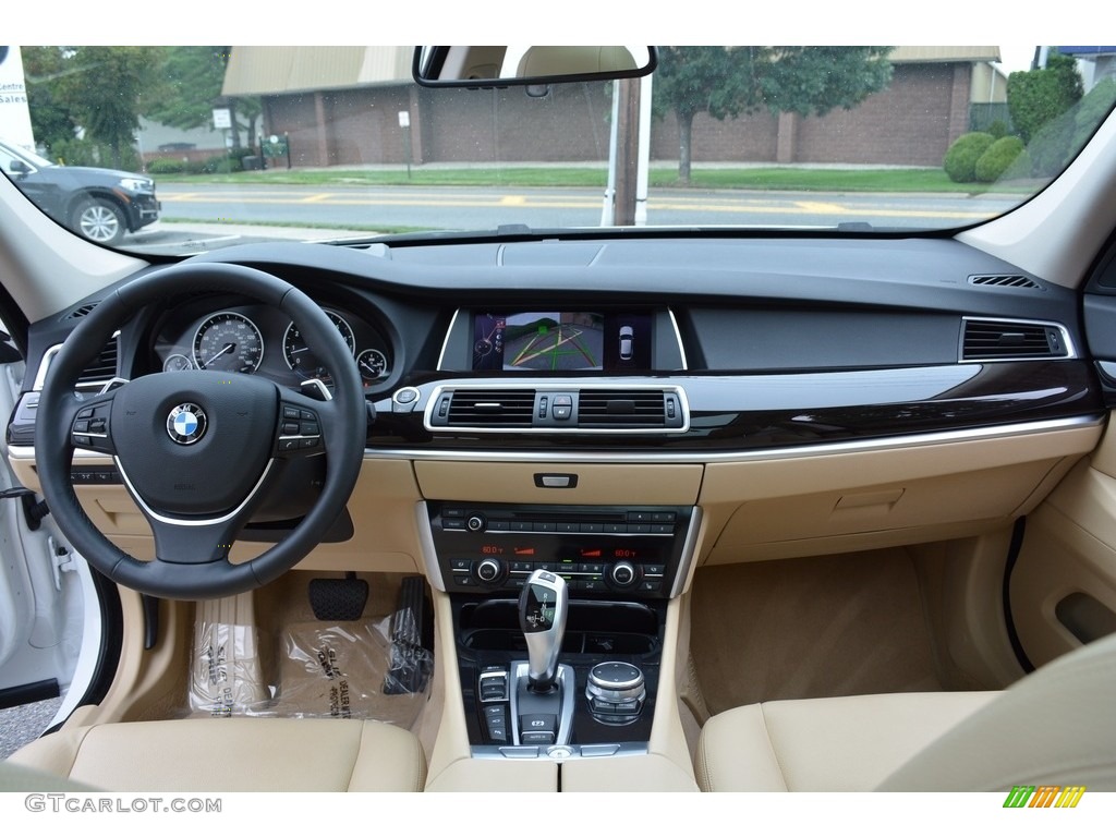 2017 5 Series 535i xDrive Gran Turismo - Mineral White Metallic / Venetian Beige/Black photo #14