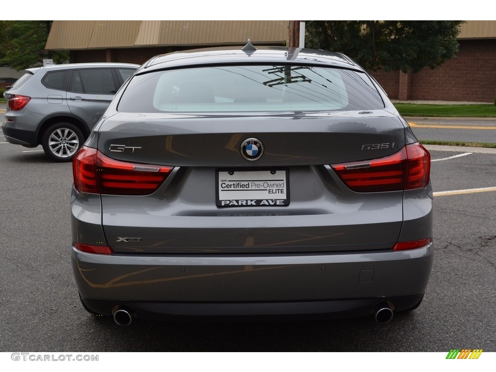 2017 5 Series 535i xDrive Gran Turismo - Space Gray Metallic / Black photo #4