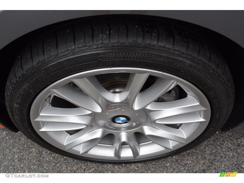 2017 5 Series 535i xDrive Gran Turismo - Space Gray Metallic / Black photo #32