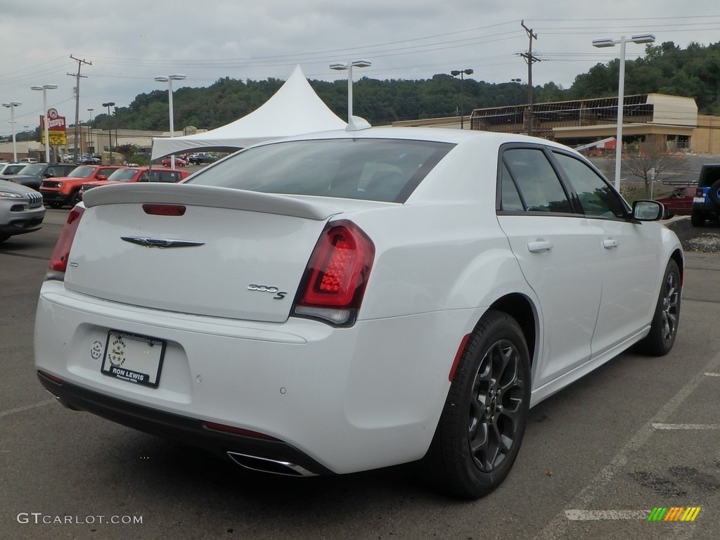 2018 300 S AWD - Bright White / Black photo #5