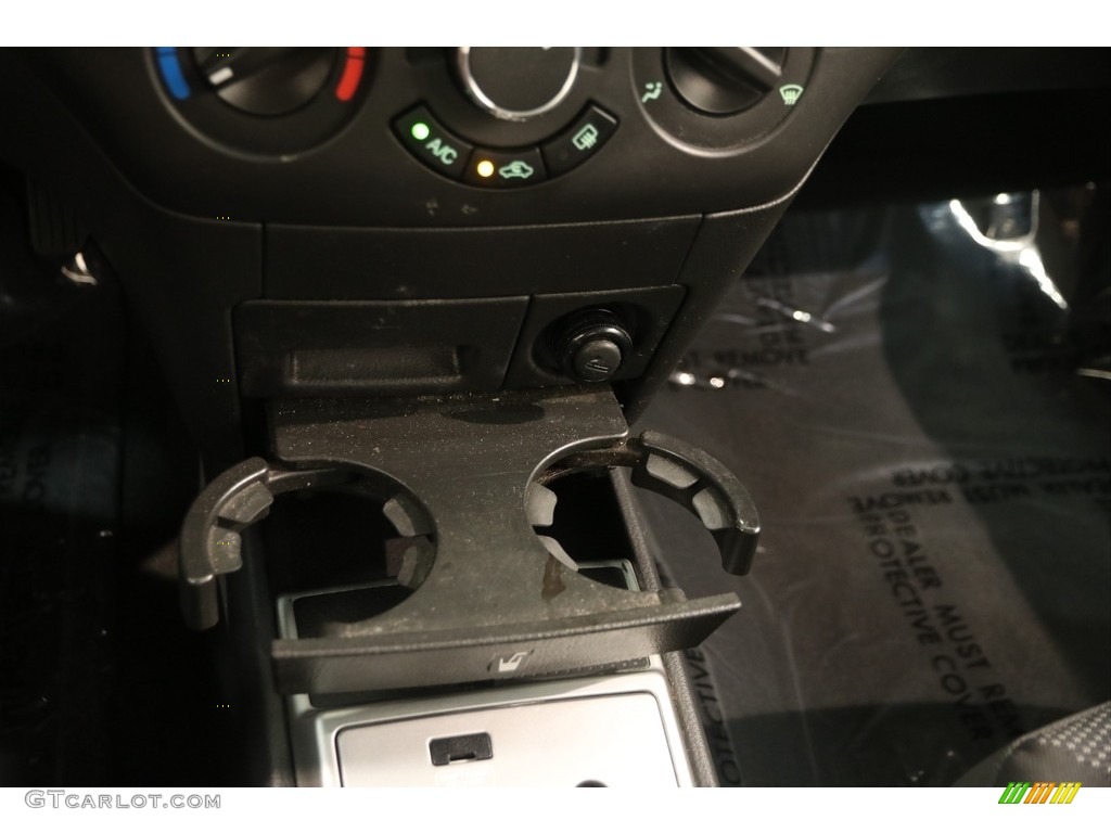 2010 Aveo LT Sedan - Wintergreen / Charcoal photo #11