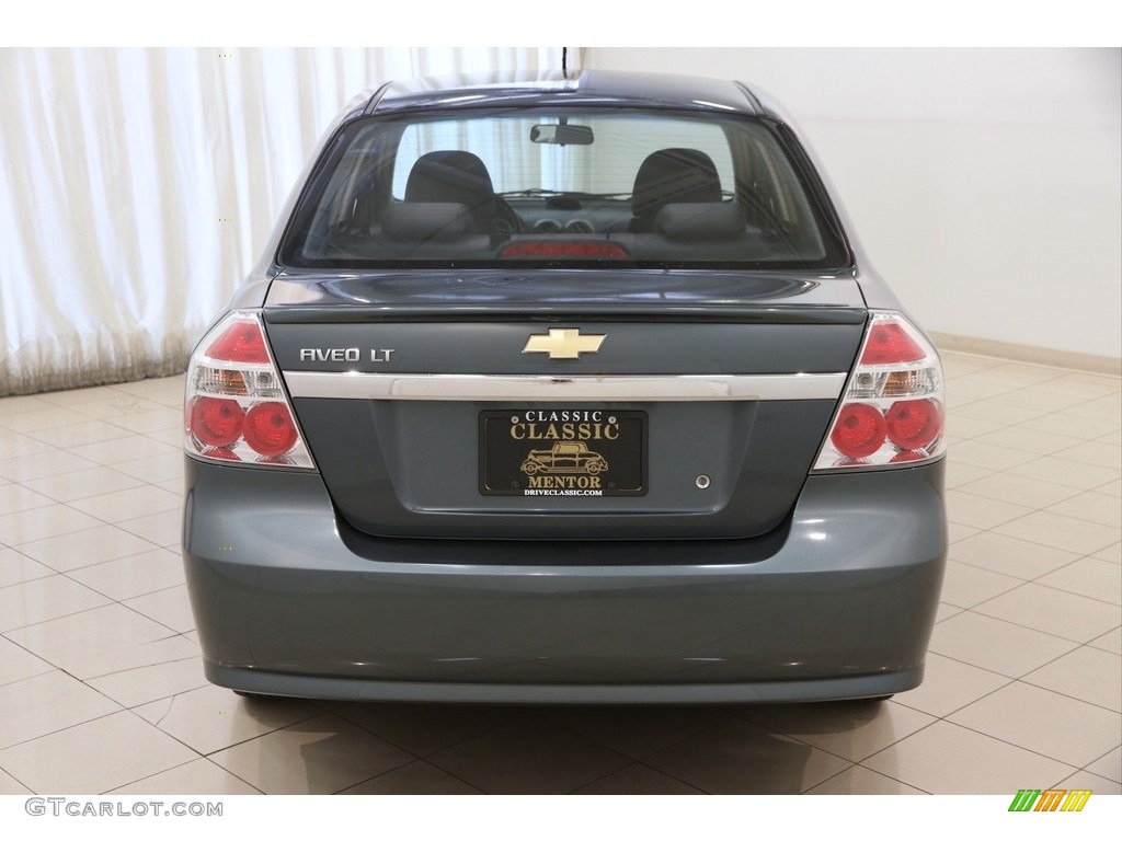 2010 Aveo LT Sedan - Wintergreen / Charcoal photo #16