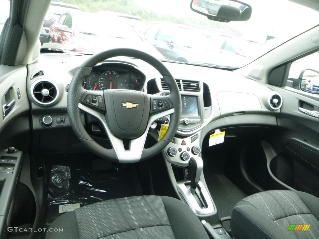 2017 Chevrolet Sonic LT Sedan Dashboard Photos