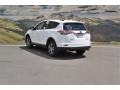 Super White - RAV4 LE Photo No. 3